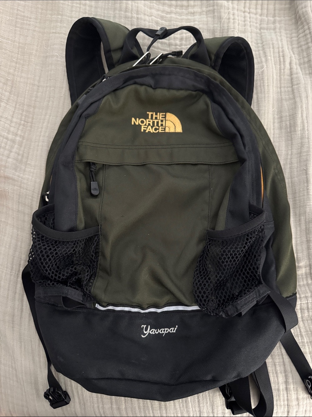 Vintage Y2K The North Face Yavapai Olive Green and Black Backpack